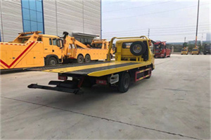 宿松非事故拖车